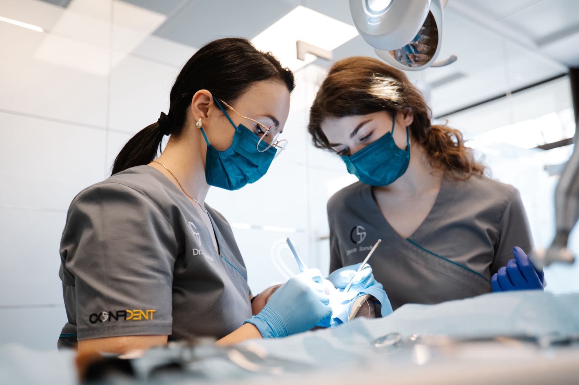 Tratament de odontoterapie la clinica Confident Dr. Talpoș din Timișoara
