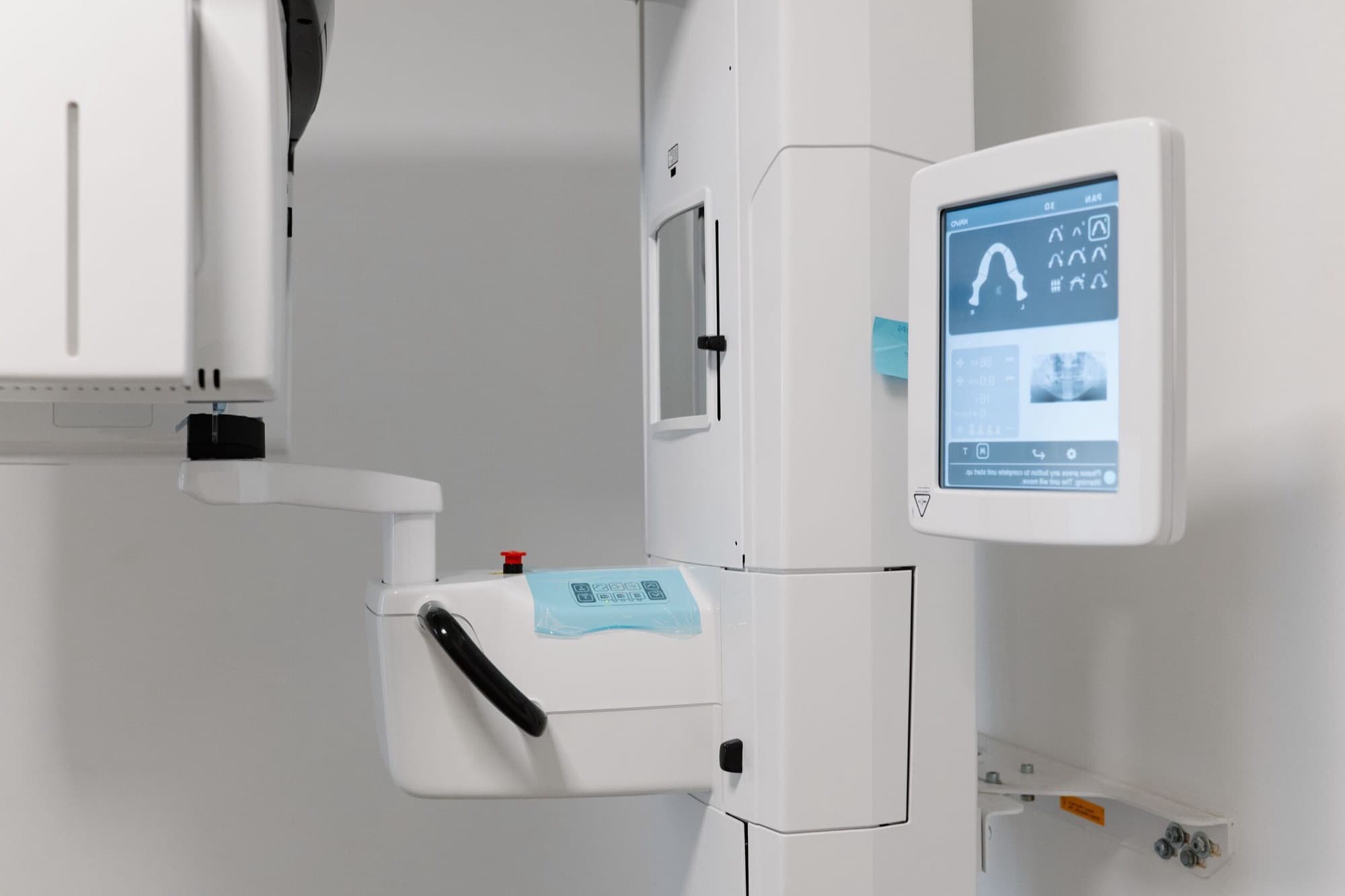Aparatul de radiologie dentară 3D Kavo OP 3D Pro la clinica Confident Dr. Talpoș din Timișoara